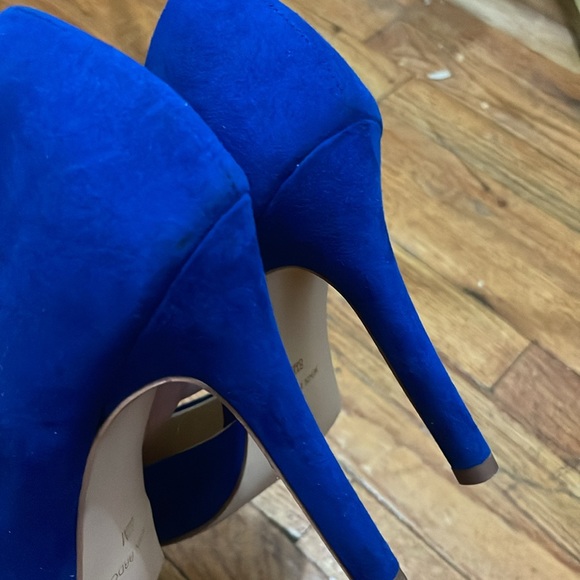 Blue shoes - Picture 6 of 6
